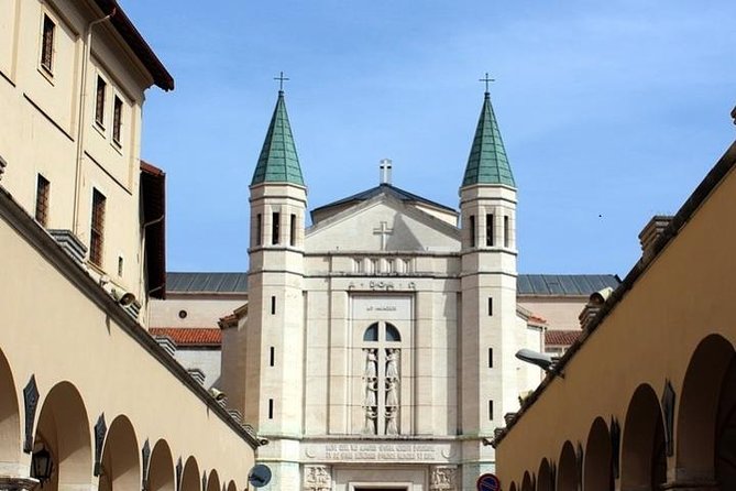 Cascia, Santa Rita and Roccaporena from Rome Private Day Tour - Visiting the Shrine of Santa Rita in Cascia