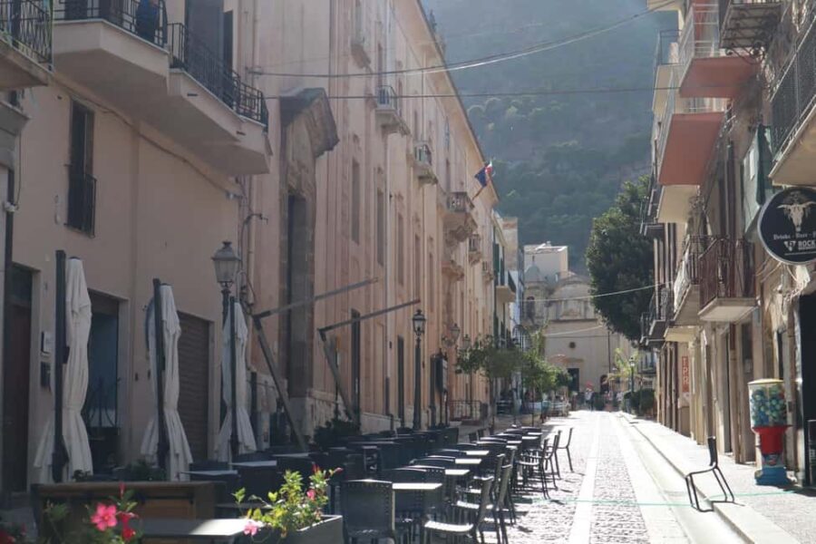 Castellammare del Golfo: Lights and Shadows - Exploring the Historic Port and Fortress Views