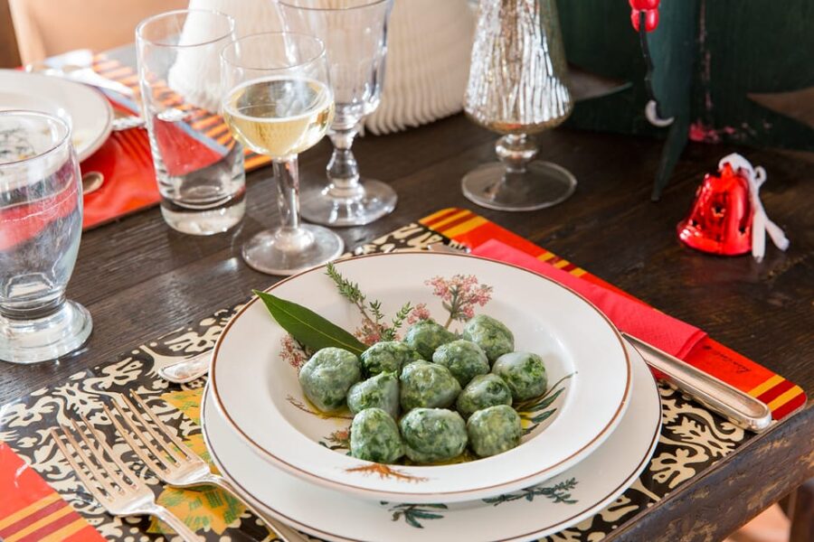 Castellina in Chianti: Dining Experience at a Local's Home - The Private Cooking Show and Family Recipes