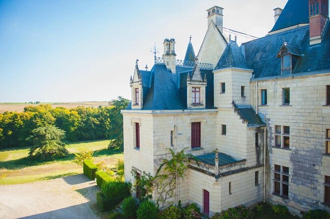 Castle Epicurean Experience with Wine & Local Specialties - Visiting Château du Petit Thouars: A Family-Owned Treasure