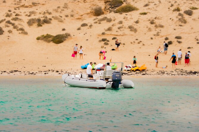Catamaran Sailing Day To La Graciosa with Lunch - Lunch on Board: Pasta, Fruit, and Refreshing Drinks