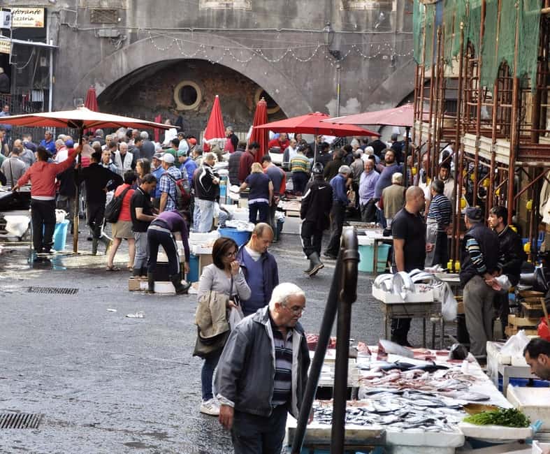 Catania : Best Street Food Tour With A Local Guide - The Tour Starts at a Central Location in Catania