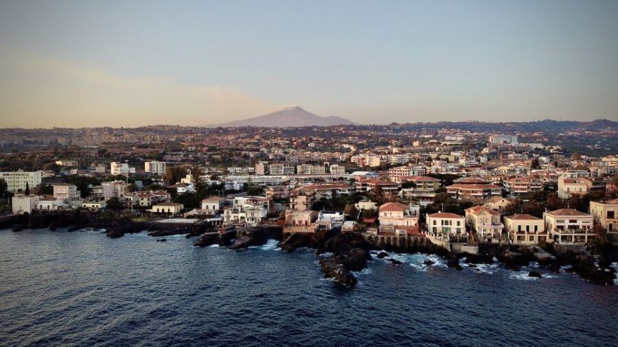 Catania: City Highlights Walking Tour - Exploring the Catania Fish Market