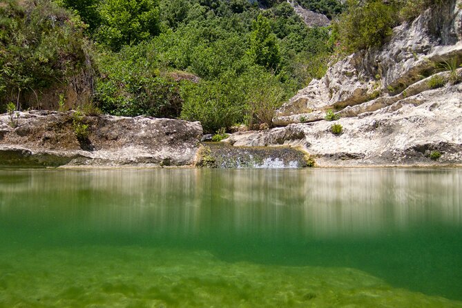 Cavagrande hiking tour - The 6 km Loop Trail in Cavagrande del Cassibile