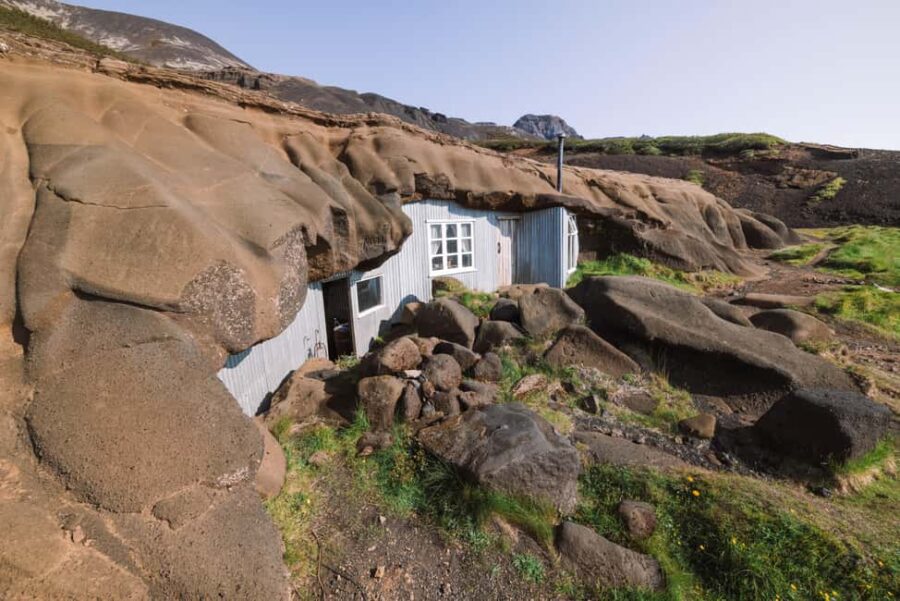 Caves of Laugarvatn Standard Tour - Discover the History of Icelandic Cave Dwellers at Laugarvatnshellar