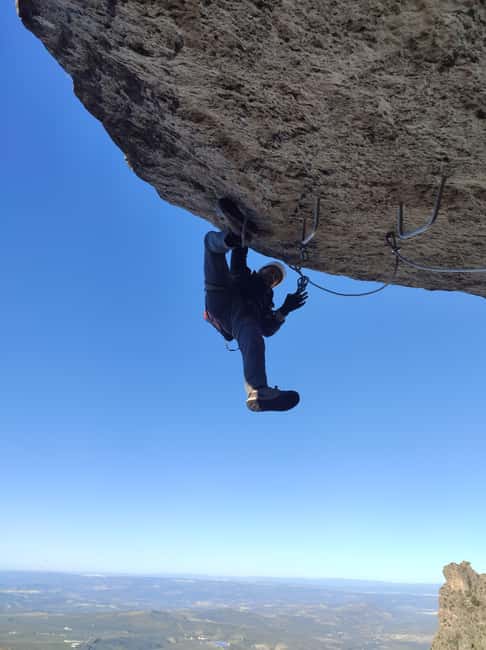 Cazorla: Via Ferrata La Escaleruela with a Guide - From the Parking Area to the Base of La Escaleruela