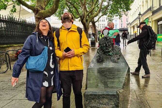 Central London City Exploration Game with Secret Squares - The Highlights: Clues, Hidden Sights, and Trivia