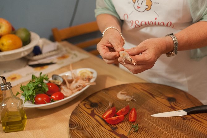 Cesarine: Small Group Market Tour & Cooking Class in Alberobello - Exploring Alberobello’s Unique Trulli with Maria