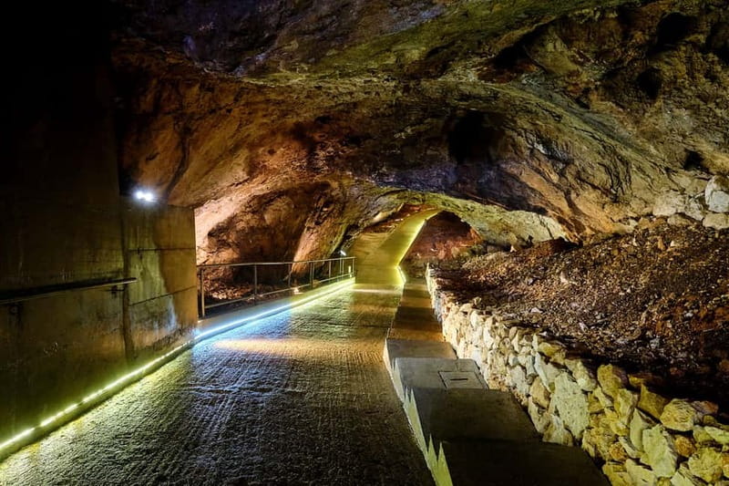Cetinje: Lipa Cave Entrance Ticket with Guided Tour - Scenic Journey to the Cave Entrance