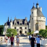 Chambord, Chenonceau, Da Vinci Castle Tour from Paris - Exploring Château de Chambord: The Largest Castle in the Region