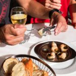 Champagne & Oysters Paris Food Tour - First Stop: LÎlot for Fresh Oysters and Wine