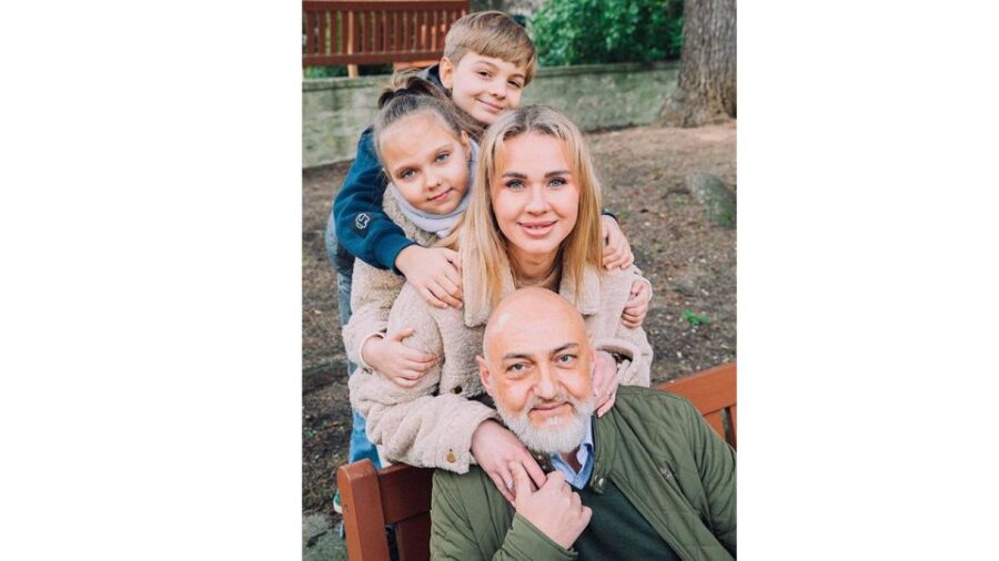 Champagne: Professional Photographer - Locations and Customization Options