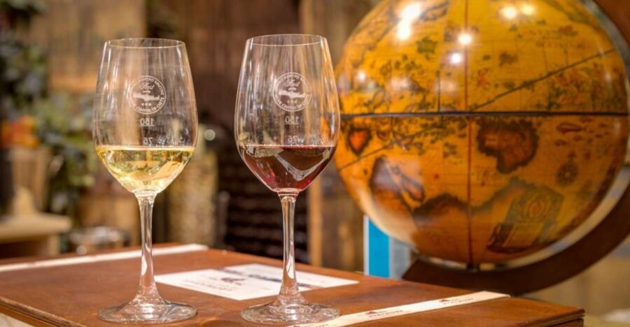 Chania: Private Guided Food and Wine Walking Tour with Lunch - Culinary Delights at a Local Restaurant