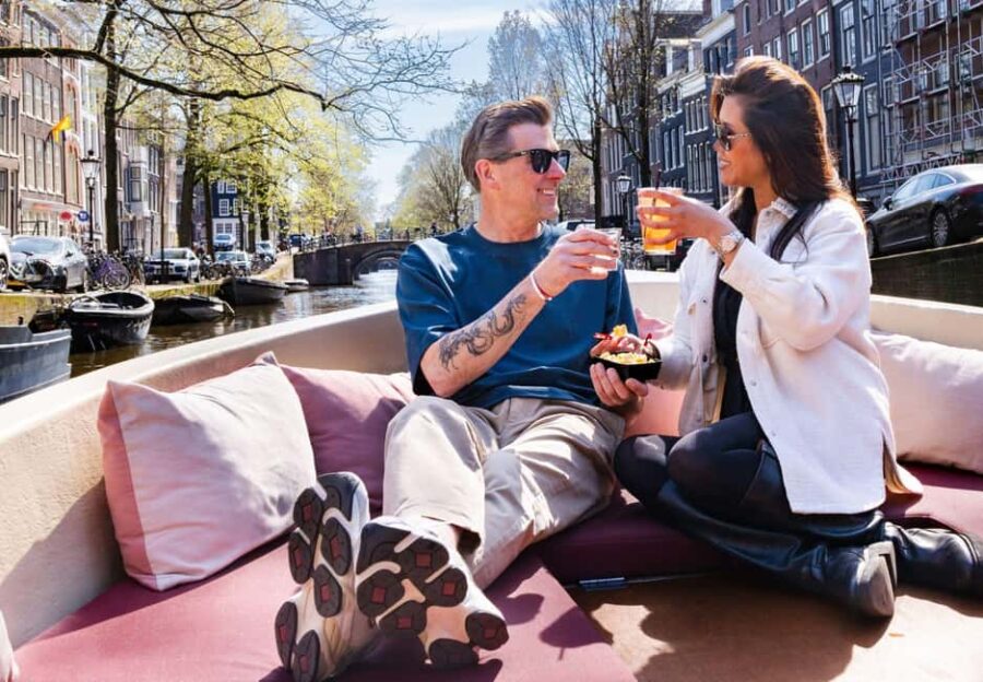 Cheese & Drinks Guided Amsterdam Boat Tour, All Inclusive - Setting out on a 60-Minute Journey Through Amsterdam’s Secret Canals
