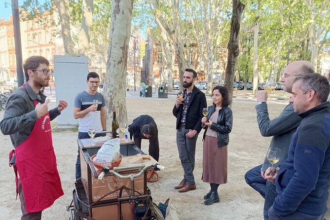 Cheese food-tour through downtown Toulouse - Starting Point at Place du Salin: The Welcome and Cheese & Salt Connection