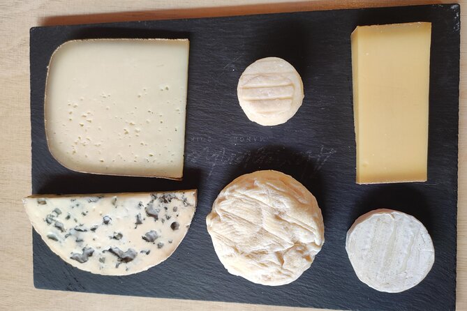 Cheese Tasting with an Expert in Paris - Ingrid’s Expertise and Engaging Style