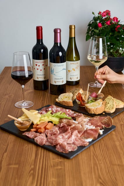 Chianni: wine and oil tasting with lunch or dinner - The Tasting of 4 Tuscan Wines and Organic Extra Virgin Olive Oil