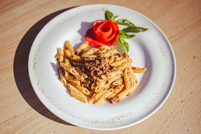 Chianti: Lunch with Wine Tasting at Poggio ai Laghi Winery - Wine Tasting: A Selection of Fine Tuscan Wines