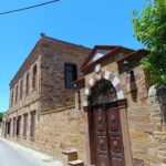 Chios: Kampos Private Walking Tour - Enjoy a Coffee Break in a Local Café