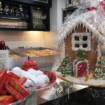 Christmas food and walking tour in Athens - Exploring Ermou Street’s Christmas Decorations and Treats