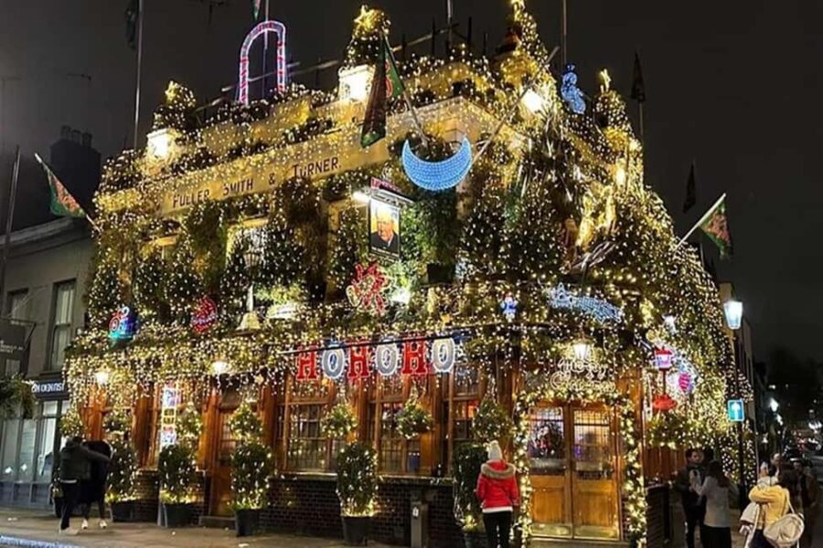 Christmas Lights Taxi Tour with Hotel Pickup - Starting from the Heart of London