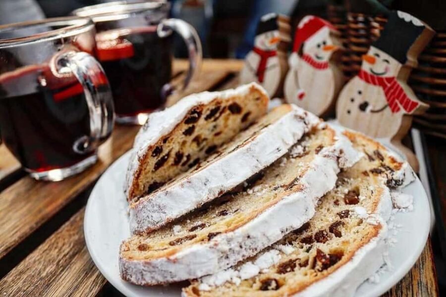 Christmas magic on the Spree - Inside the Heated Lounge with Holiday Comforts