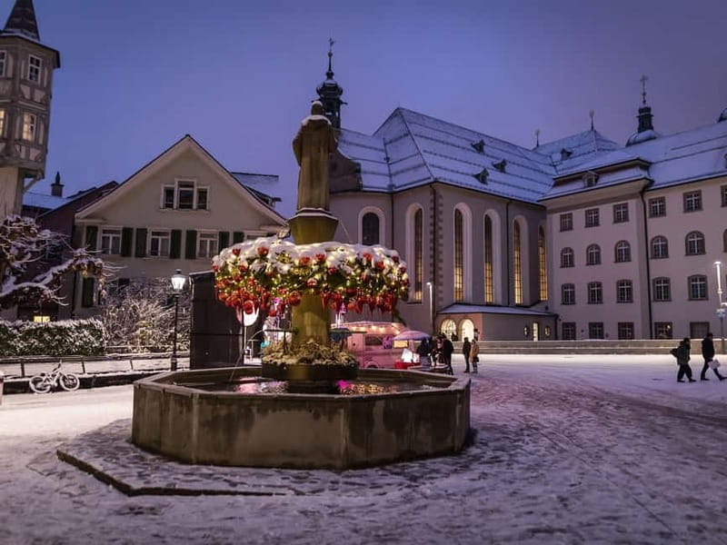 christmas tour in the city of stars - Meeting Point and Tour Duration