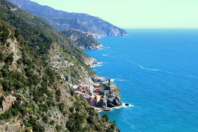 Cinque Terre and Pisa Tower Tour from Florence Semi Private - Visiting Manarola: The Oldest of the Villages