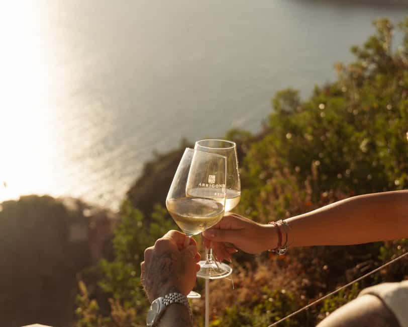 Cinque Terre: Panoramic Walk with Wine Tasting and Light Lunch - Wine Tasting of Three Local Wines