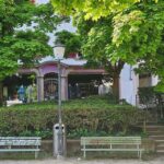 City tour historic old town Zurich - Starting at Hirschen-Platz, the Tour Sets the Scene