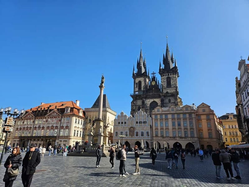 City tour in Prague - Strolling Through Prague’s Historic Old Town