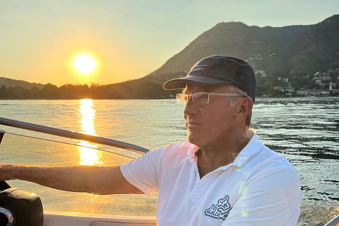 Classic boat tour on Lake Como - Unique Villas and Architectural Highlights