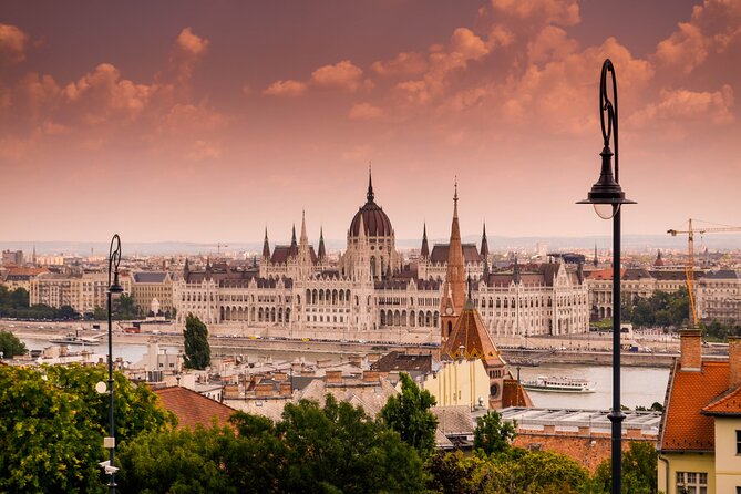 Classic Budapest Private Walking Tour - Visiting Matthias Church and Fishermans Bastion
