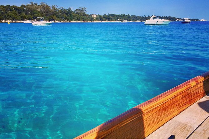 Classic Yacht Sailing in Cannes - Classic Wooden Yacht: A Nostalgic Sailing Charm