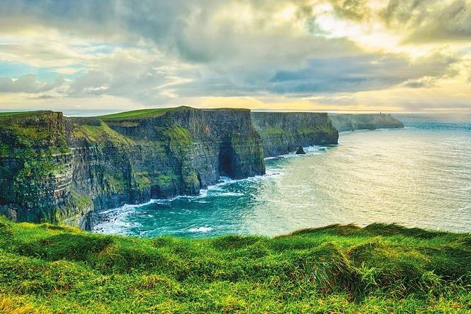 Cliffs of Moher Luxury Private Day Tour - Key Points