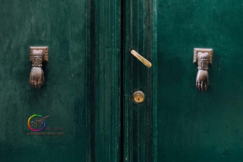 Cluj-Napoca Urban Photography for Beginners Workshop - Starting Point at the Matthias Corvinus Monument