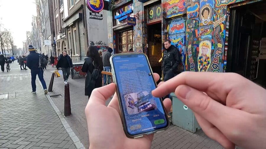Coffeeshops Walking Tour with Smartphone App - Starting Point and Meeting Instructions at Your Fingertips
