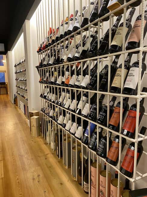 Coimbra: Guided Wine Tasting with Regional Bites - The Setting of Somm Wine Atelier in Coimbra’s Downtown