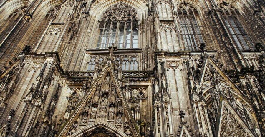 Cologne: Private Walking Tour with a Local - Meet Your Local Guide in Cologne for a Custom Tour