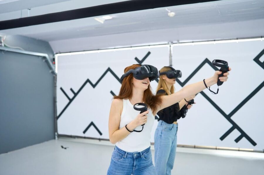 Cologne: Virtual escape game adventure at 7th Space - The Virtual Reality Location in Cologne: 7th Space