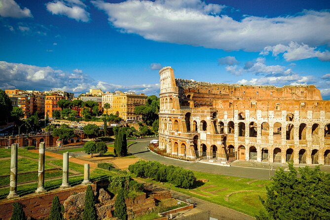 Colosseum Arena, Roman Forum & Palatine Hill Guided Tour - Exploring the Roman Forum: The Heart of Ancient Rome