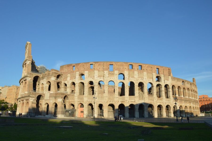 Colosseum & Forum Small Group Tour with an Archaeologist - Starting at the Colosseo with Second Ring Access