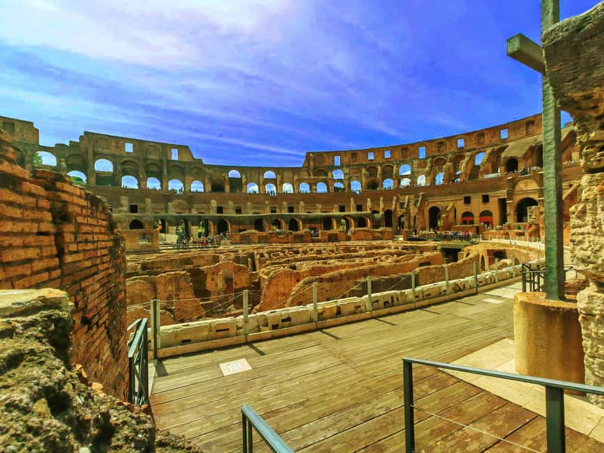 Colosseum, Palatine Hill, and Roman Forum: a guided tour of Rome - Exploring the Roman Forum and Palatine Hill in Detail