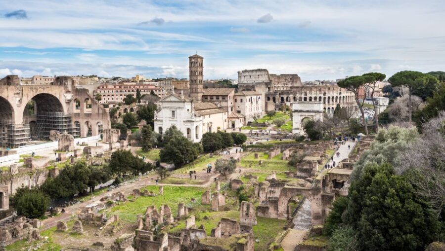 Colosseum, Palatine Hill and Roman Forum Guided Tour - Exploring the Colosseum’s Majesty and Its History