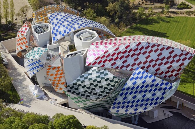 Combo: Side car Tour in Paris + Louis Vuitton Museum - Passing the Paris Catacombs in a Classic Ride