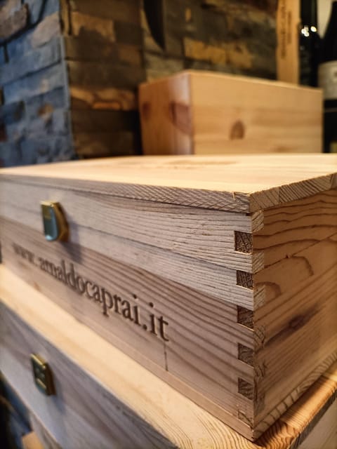 Como: Wine Tasting Experience with Cheese and Cold Cuts - Discover the Location of Capitan Drake Wine Shop in Como