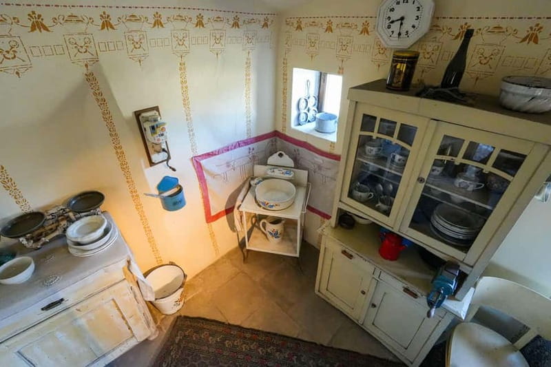 Complete Prague Castle Tour (Small-Group) - Meeting Point and Logistics