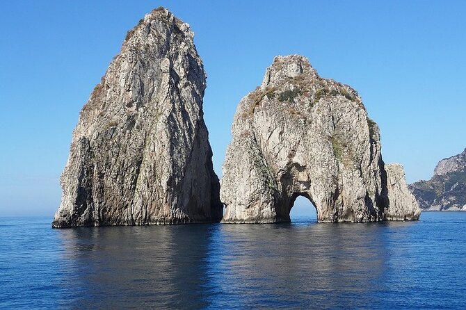 complete tour of the island of Capri by private boat - Starting Point at Marina Grande