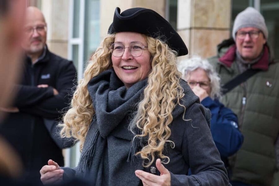 Conspiracy in the soldiers' town: an exciting interactive puzzle tour - The Conspiracy Setup: An 18th-Century Murder Plot