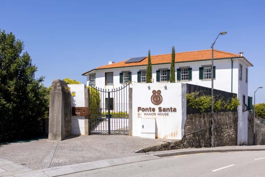 Cooking class at Fonte Santa in Gaia, lunch with a view of Porto! - Wines and Beverages: From Vinho Verde to Port
